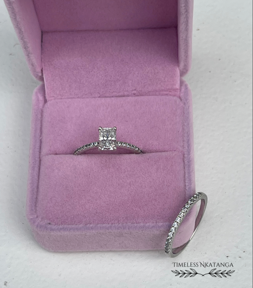 Nhlanhla 1 Carat